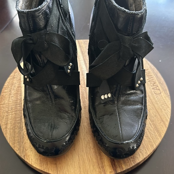 Cute black booties - Picture 2 of 12